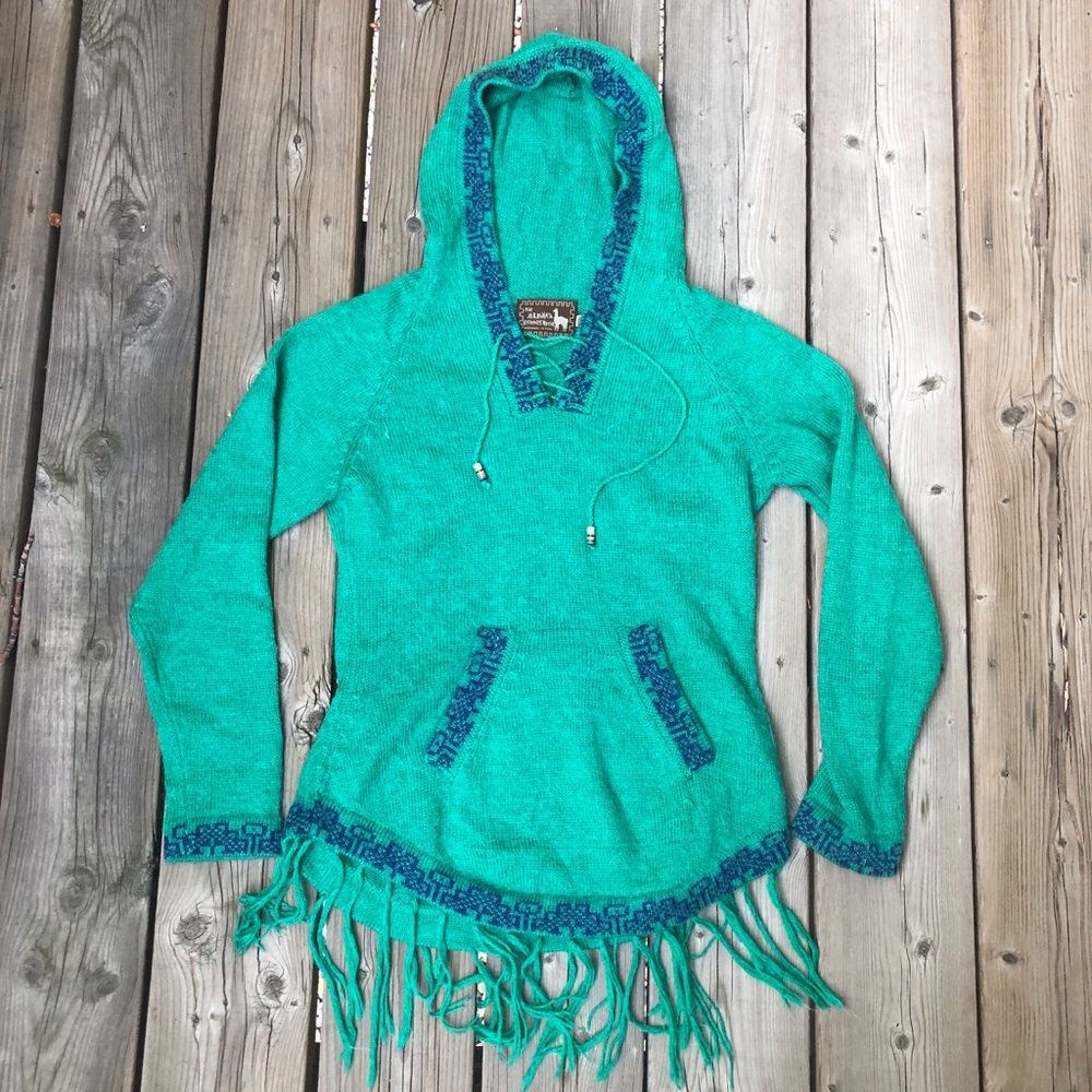 Alpaca poncho green
